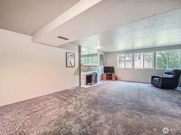 8634 NE 169th Street, Kenmore WA 98028