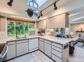 8634 NE 169th Street, Kenmore WA 98028