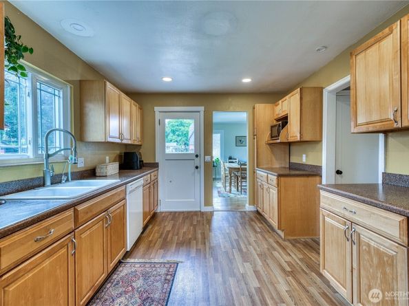 1948 Rainier Avenue, Bremerton WA 98312