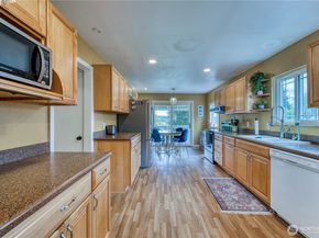 1948 Rainier Avenue, Bremerton WA 98312