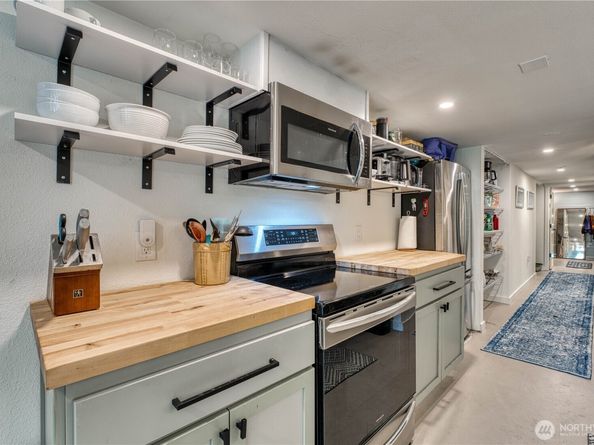 1948 Rainier Avenue, Bremerton WA 98312
