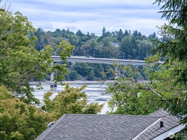 1948 Rainier Avenue, Bremerton WA 98312