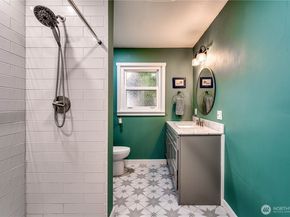 1948 Rainier Avenue, Bremerton WA 98312
