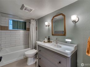 1948 Rainier Avenue, Bremerton WA 98312