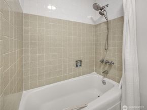 17611 6th Avenue NW, Shoreline WA 98177