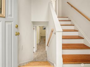 17611 6th Avenue NW, Shoreline WA 98177
