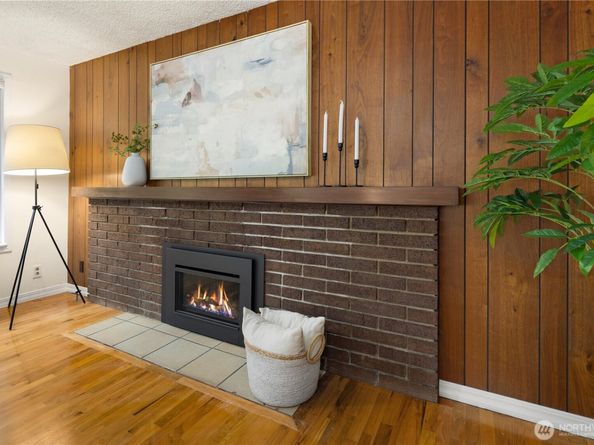 17611 6th Avenue NW, Shoreline WA 98177