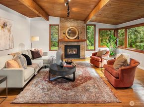 13633 SE 1st Street, Bellevue WA 98005