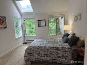 1555 Union Avenue NE 56, Renton WA 98059