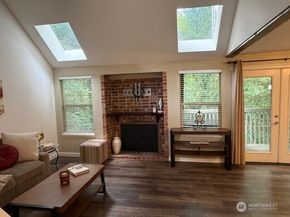 1555 Union Avenue NE 56, Renton WA 98059