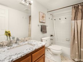 1613 Hoquiam Place NE, Renton WA 98059
