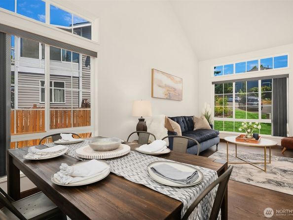 1613 Hoquiam Place NE, Renton WA 98059