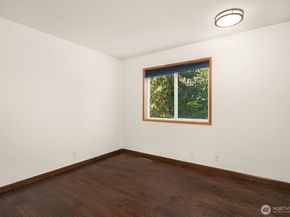 1613 Hoquiam Place NE, Renton WA 98059