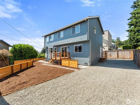 4812 33rd Avenue NE, Seattle WA 98105