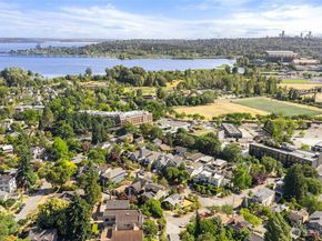 4812 33rd Avenue NE, Seattle WA 98105