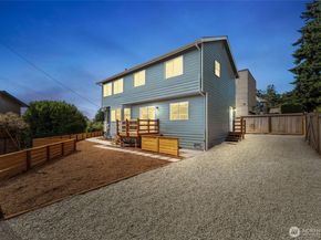 4812 33rd Avenue NE, Seattle WA 98105
