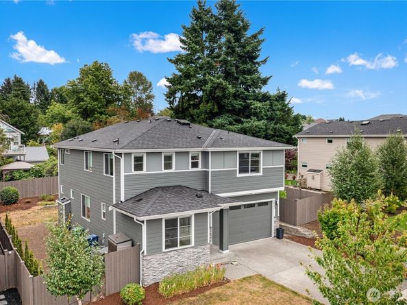 1003 75th Drive SE, Lake Stevens WA 98258