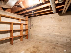 10425 SE 22nd Street, Bellevue WA 98004
