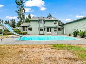 2426 SE Celebrity Court, Port Orchard WA 98367