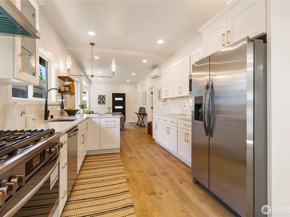 5310 46th Avenue S, Seattle WA 98118