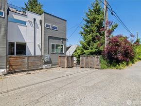 1742 12th Avenue S A, Seattle WA 98144