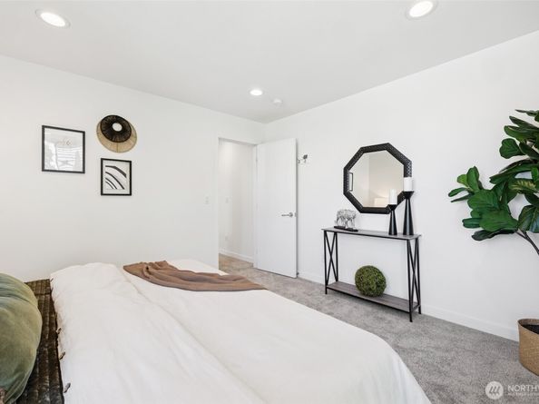 1742 12th Avenue S A, Seattle WA 98144