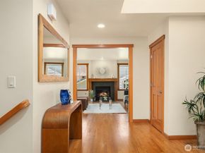 11226 NE 67th Street, Kirkland WA 98033