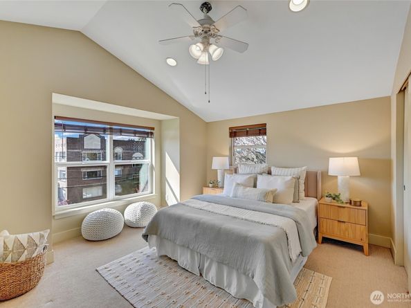 1918 N 46th Street A, Seattle WA 98103