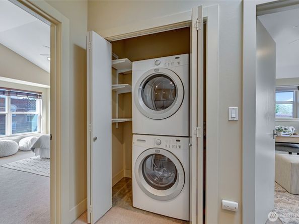 1918 N 46th Street A, Seattle WA 98103