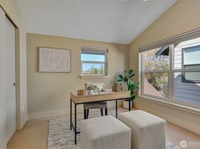 1918 N 46th Street A, Seattle WA 98103