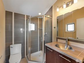 1918 N 46th Street A, Seattle WA 98103