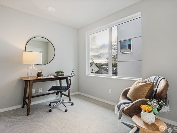 1801 NW 65th Street B, Seattle WA 98117