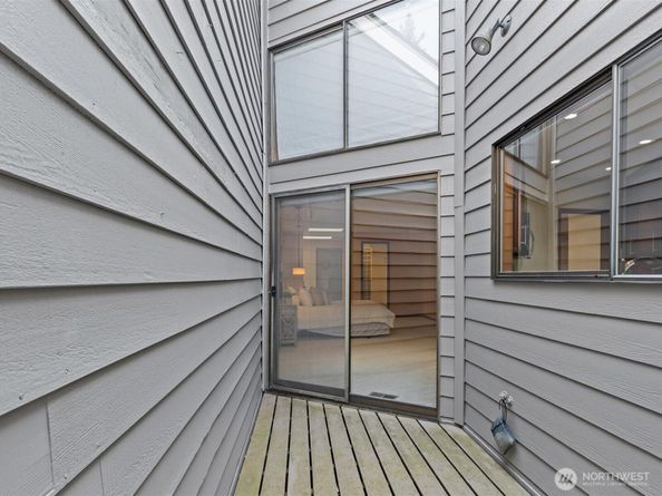 15000 Village Green Drive 19, Mill Creek WA 98012