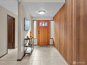 15000 Village Green Drive 19, Mill Creek WA 98012