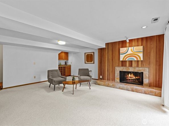 15000 Village Green Drive 19, Mill Creek WA 98012