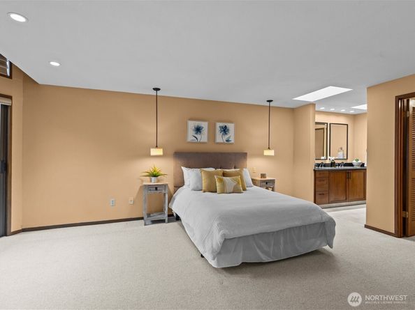 15000 Village Green Drive 19, Mill Creek WA 98012