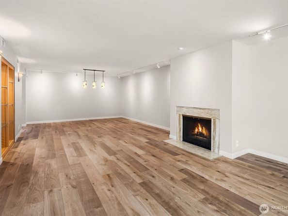 6538 Park Point Way NE, Seattle WA 98115