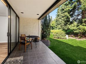 6538 Park Point Way NE, Seattle WA 98115
