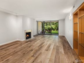 6538 Park Point Way NE, Seattle WA 98115