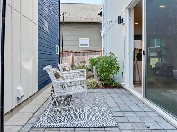 2636 NW 63rd Street, Seattle WA 98107