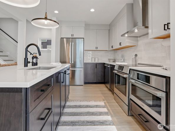 2636 NW 63rd Street, Seattle WA 98107