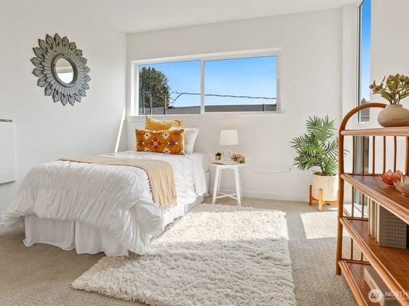 2636 NW 63rd Street, Seattle WA 98107