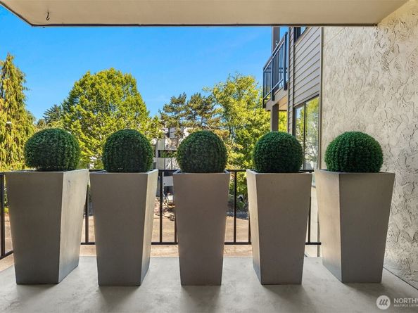 3650 26th Place W 202A, Seattle WA 98199