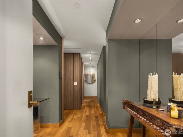 3650 26th Place W 202A, Seattle WA 98199