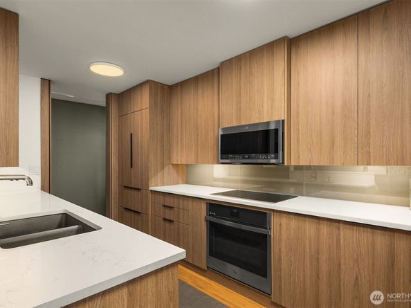 3650 26th Place W 202A, Seattle WA 98199