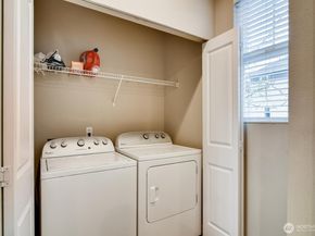 530 224th Place NE, Sammamish WA 98074