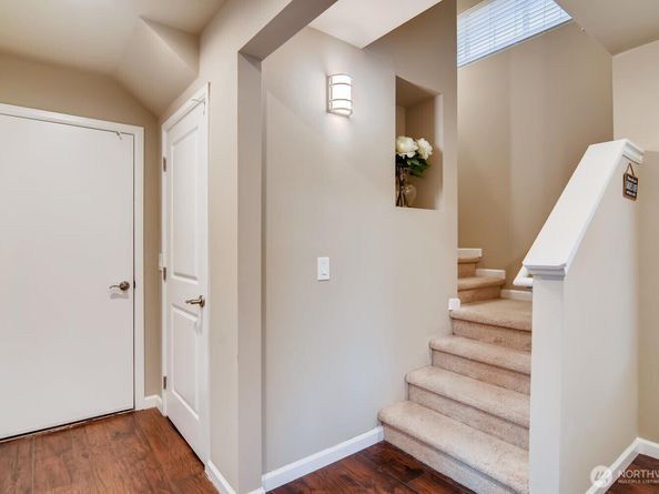 530 224th Place NE, Sammamish WA 98074