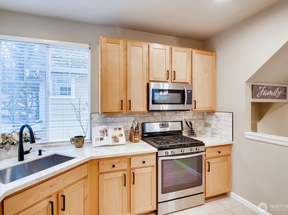 530 224th Place NE, Sammamish WA 98074