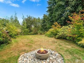 24314 75th Avenue SW, Vashon WA 98070