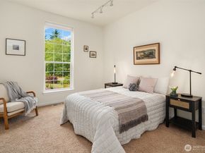 24314 75th Avenue SW, Vashon WA 98070